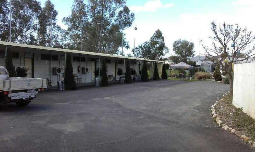 Donald Riverside Motel Exteriér fotografie
